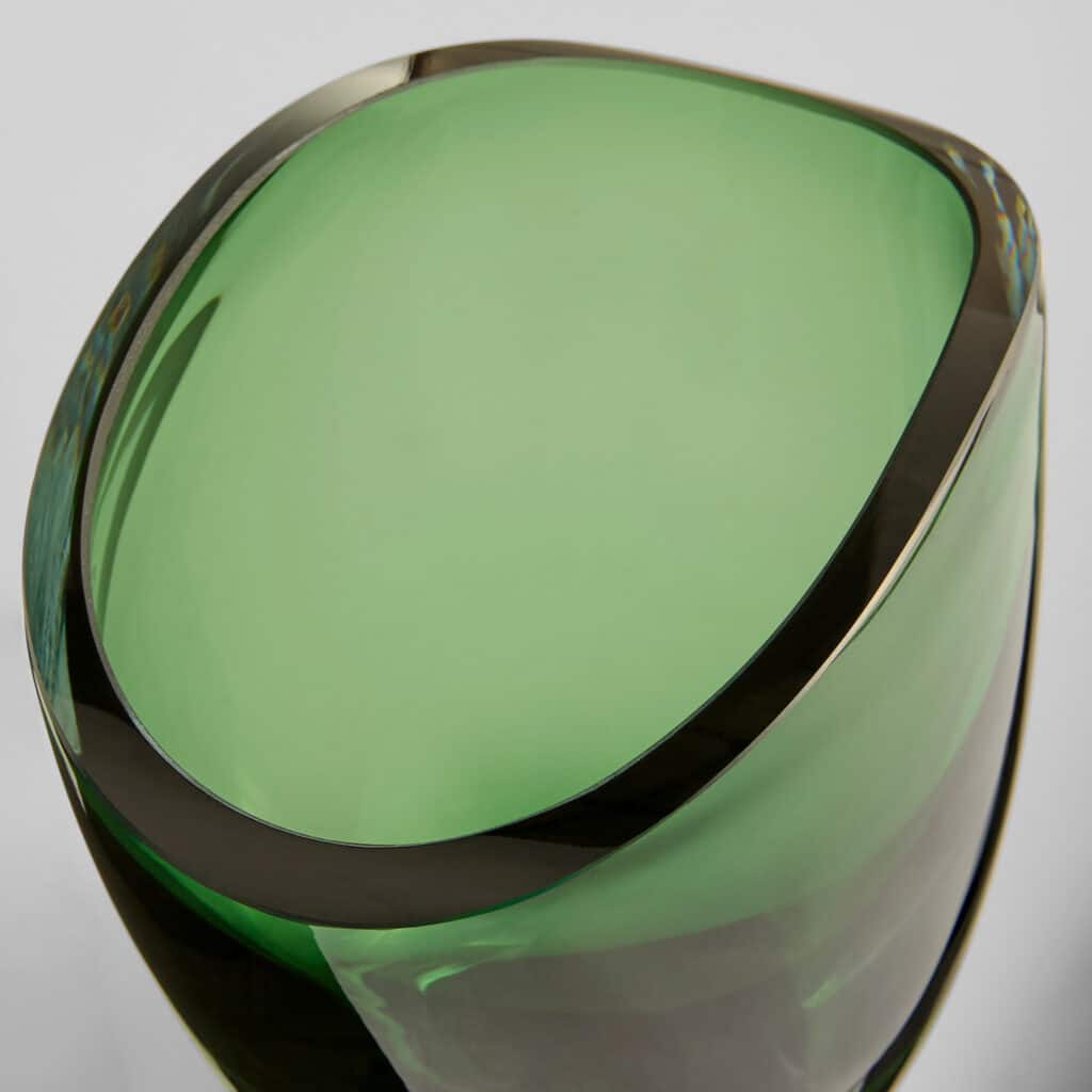 Muzo Vase - Clear Emerald Green image 4