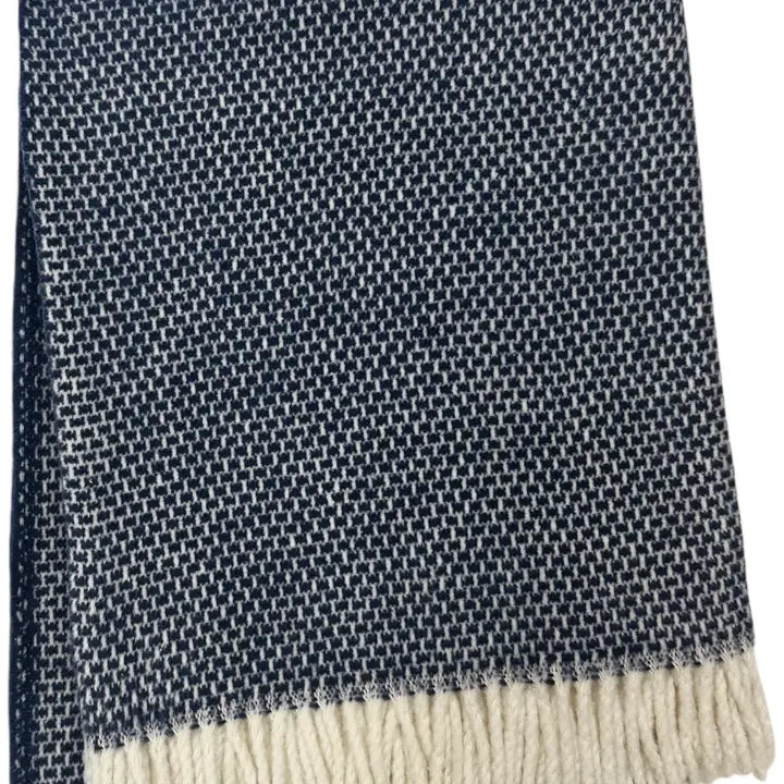 Grain of Rice Throw Blanket